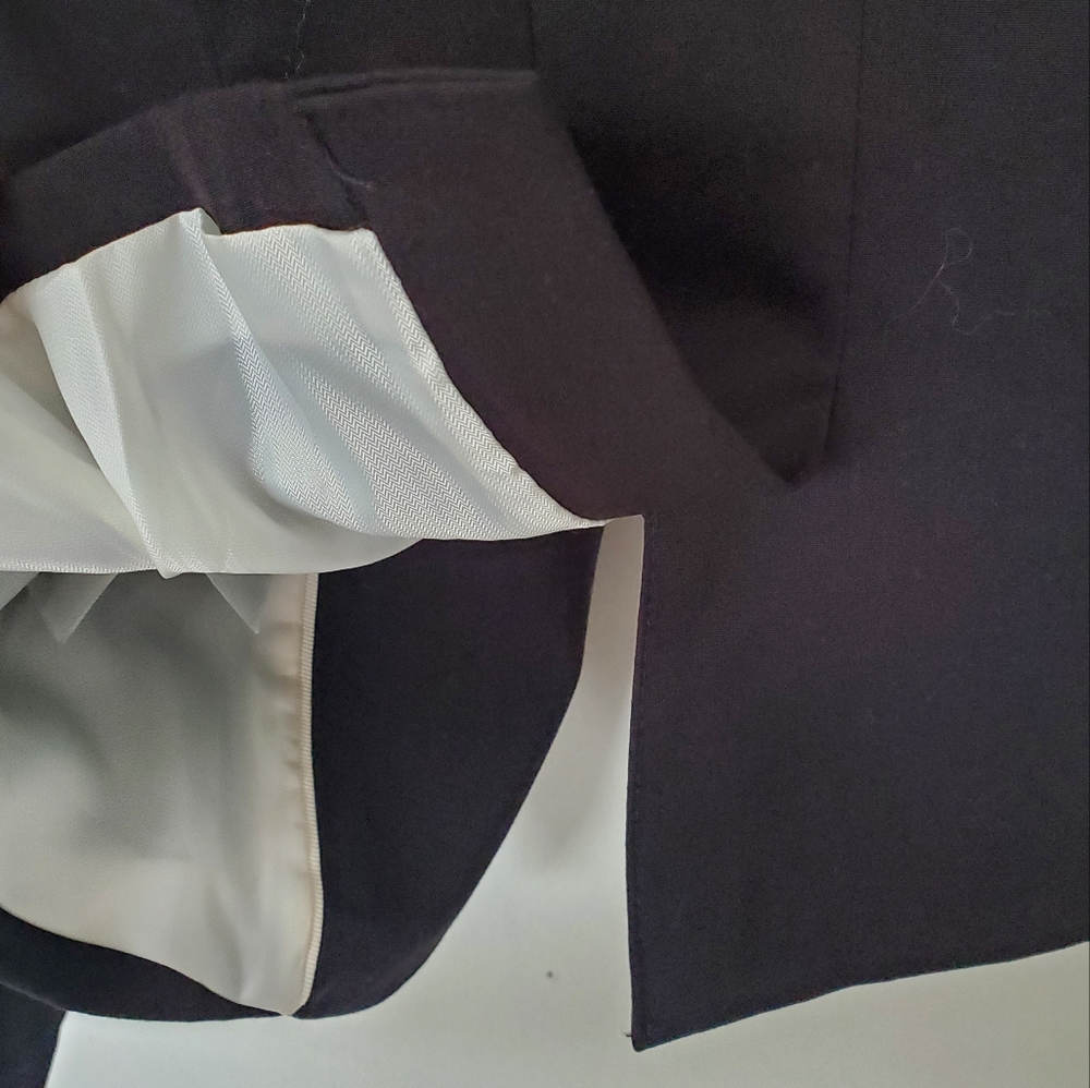 H&M Fitted One-button Blazer - Picture 6 of 10